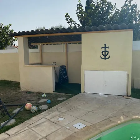 Climatise Avec Piscine, Proche De La Villa *